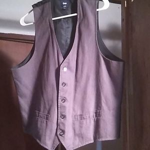 Gap vest